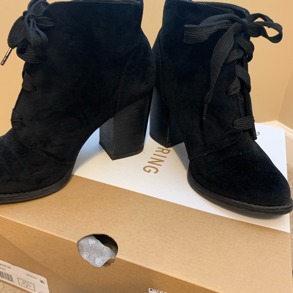 Black booties !!! - Picture 2 of 2